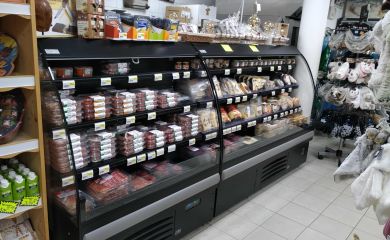 Intérieur supermarché sherpa Thollon Les Mémises rayon frais